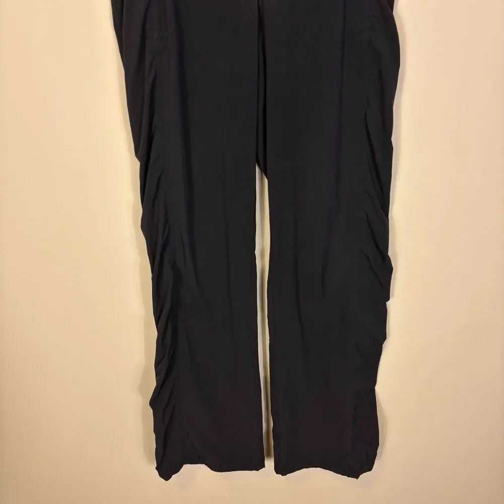 Athleta pockets track jj